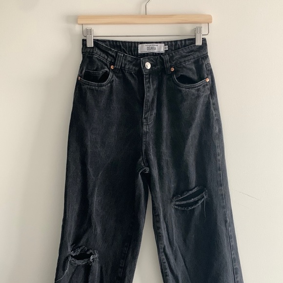 Distressed High Waisted Wide Legged Jeans - Picture 1 of 3